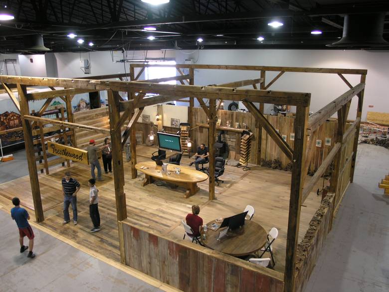 Denver Log and Timbe Frame Show / Trestlewoods "Barn Frame Booth"